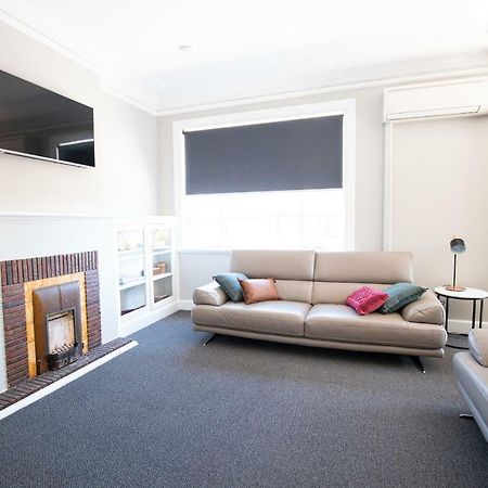 Horse And Jockey Hotel Homebush Sydney Exterior photo
